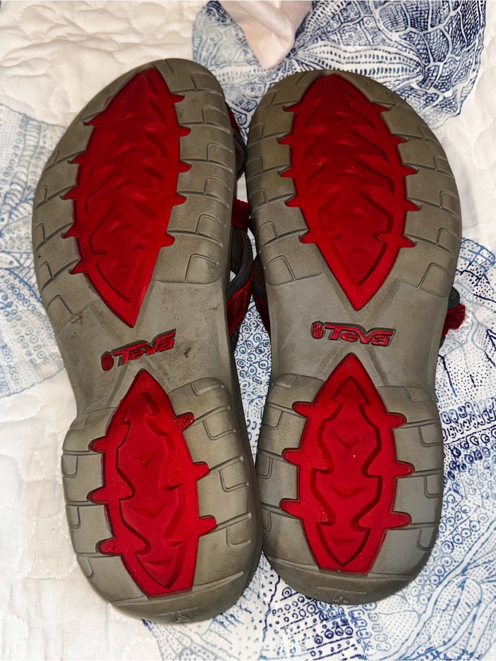 Teva Gray Footbed Slide Sandals with Red Straps - Picture 6 of 7